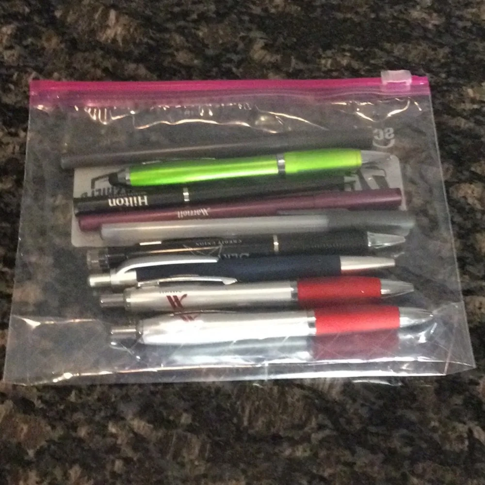 Bundle of Office Supplies 🗂